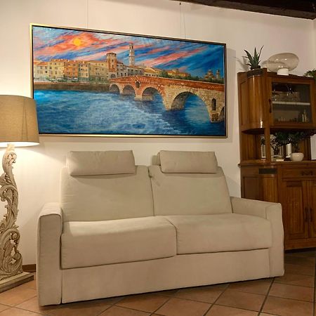 Casa Al Teatro Leilighet Verona Eksteriør bilde